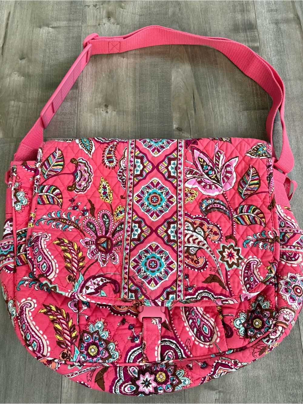 Vera Bradley Messenger Bag Call Me Coral Crossbody Large Retired Pink Paisley